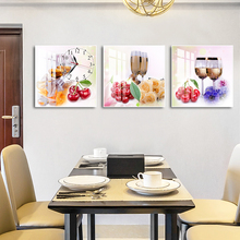 现代客厅餐厅水果装饰画厨房免打xi12酒杯创ty中款壁画钟表