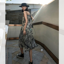 K家吊yx雪纺连衣裙sw2020夏季新式V领高端印花吊带裙气质长裙