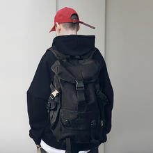 背包男嘻哈潮牌机能风户外